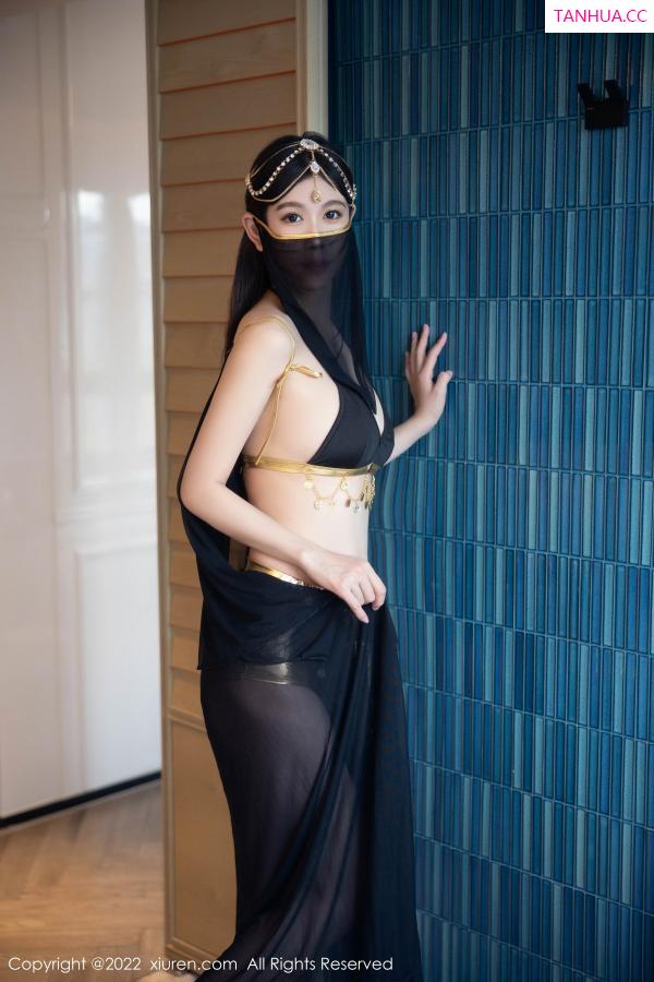 李雅柔  [XiuRen]高清写真图 2022.11.14 No.5849 李雅柔182CM 西域风情第10张图片